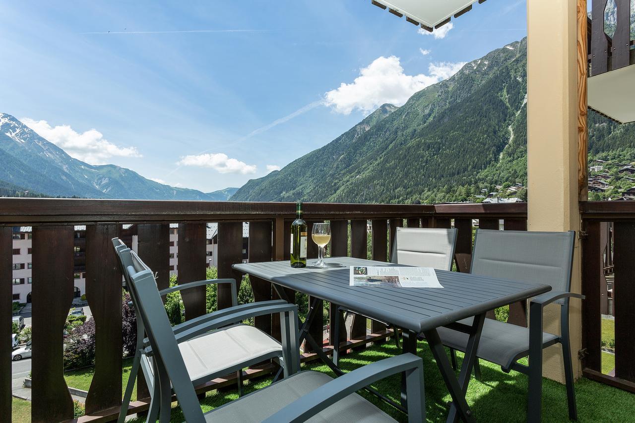 Apartment Aiglons - Central Chamonix Mountain Haven Εξωτερικό φωτογραφία
